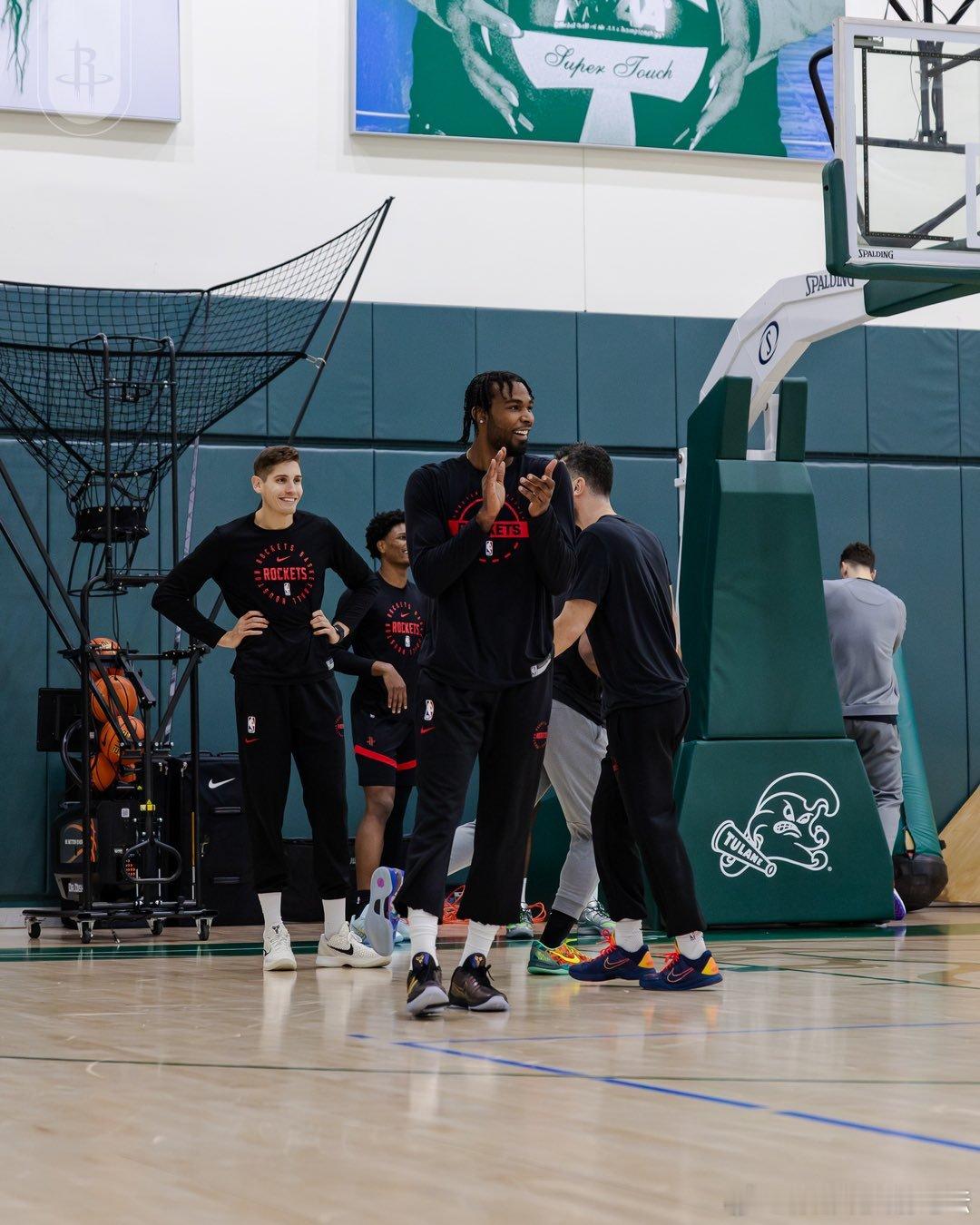 备战鹈鹕！休斯顿火箭