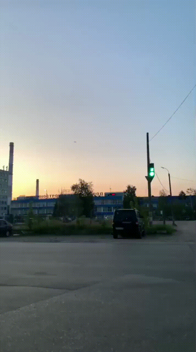 烽火问鼎计划 在最新一轮大规模袭击中，乌克兰无人机成功击中了距离乌克兰边境约80