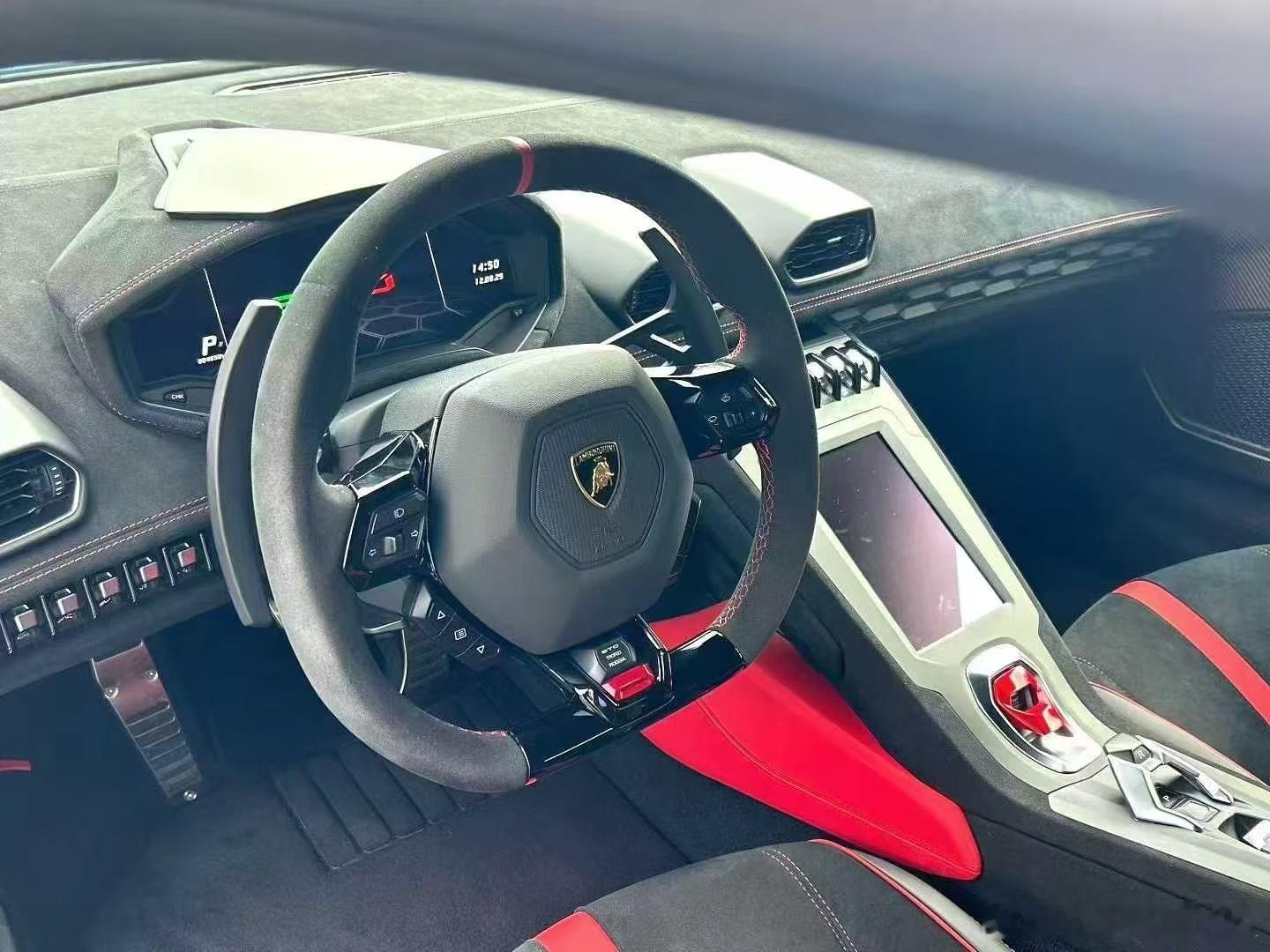 兰博基尼 Huracan STO，​24年上牌，4600km ​​​