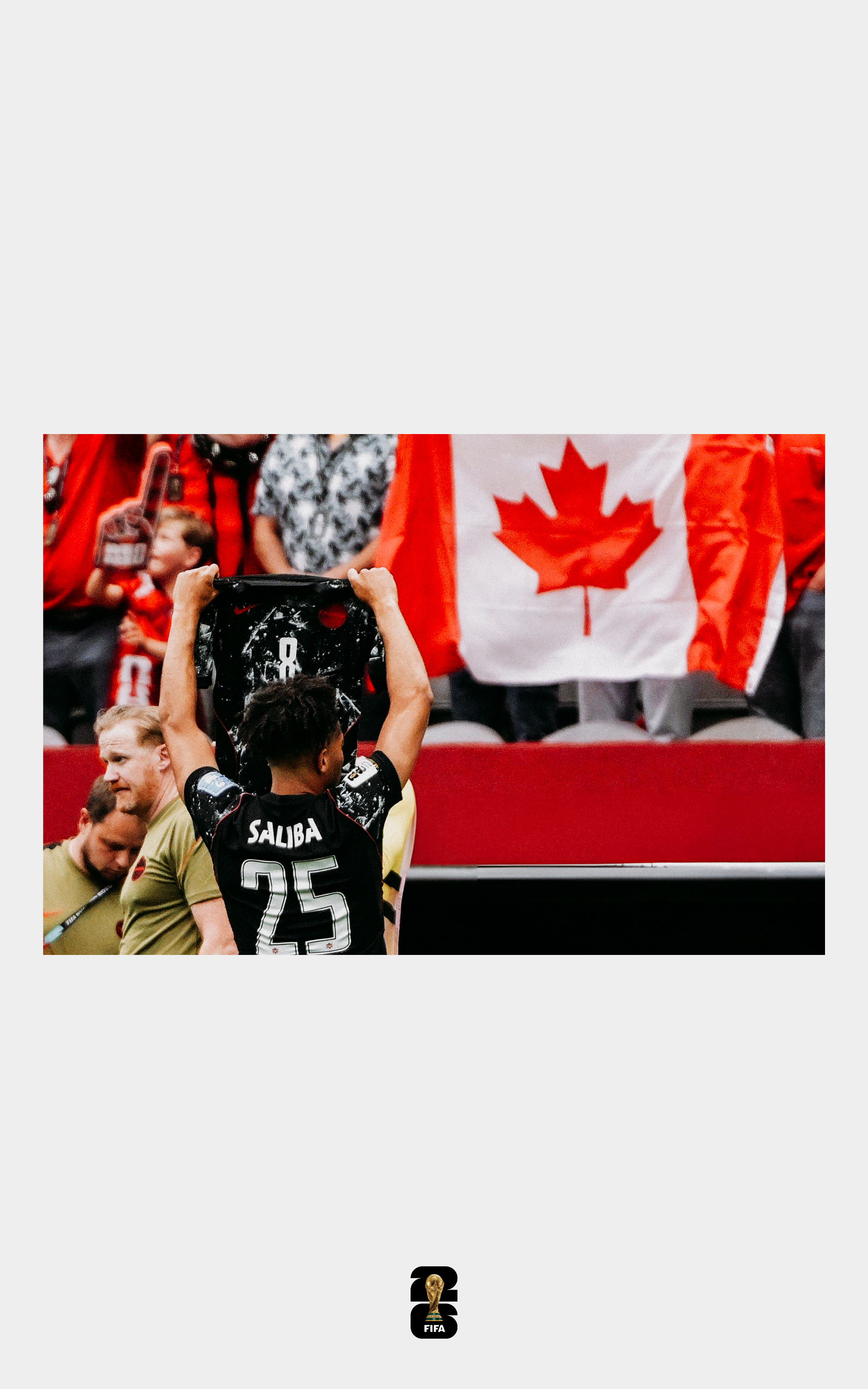 足球之上。🇨🇦科内重伤加拿大6比0卡塔尔世界杯