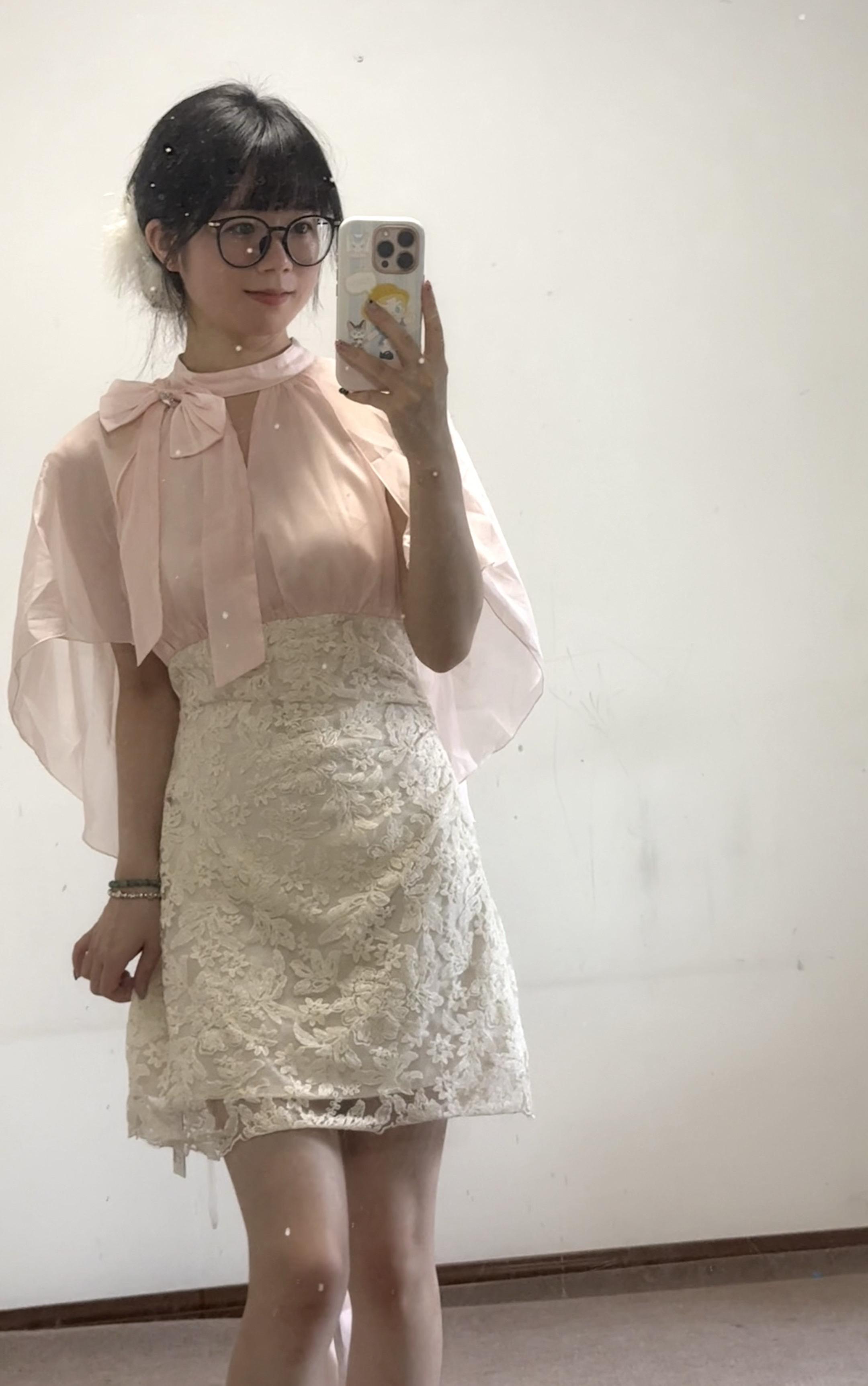⊹  ˖ ꒰ঌ ♡ ໒꒱ ⊹  ˖ 粉白搭配好好看🤍🎀