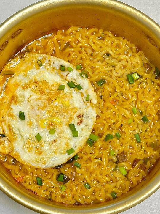 这拉面我真的无限回购！！比辛拉面还好吃~