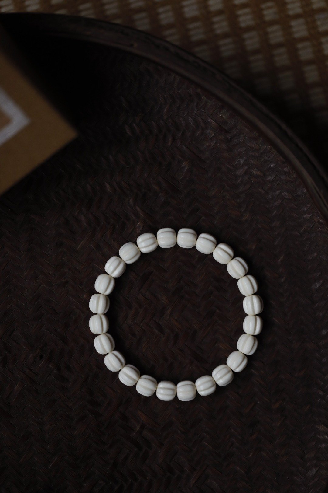 鹿角 | 南瓜珠 · 手串 8mm 24颗洁白如玉，独特亦耐看，尽显温柔沉静，环