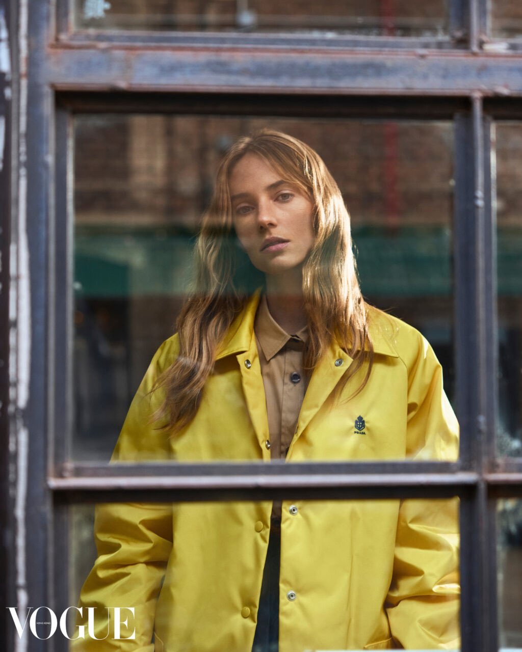 玛雅·霍克《Vogue》香港版杂志新写真📷 