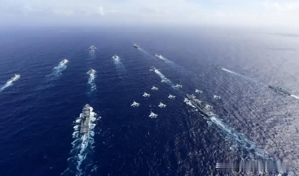 菲律宾挑衅黄岩岛，解放军强力反击显决心

近日，南海局势再度紧张。菲律宾总统马科