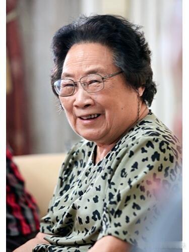 请您停留3秒钟，为伟大的科学家点赞！什么明星，网红相比都弱爆了，这才我们该追的星