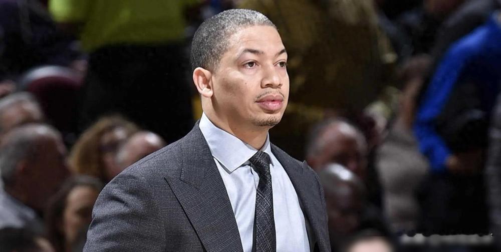 快船痴心妄想啊 快船98-107不敌灰熊，战绩6胜17负，排西部倒数第三。
上