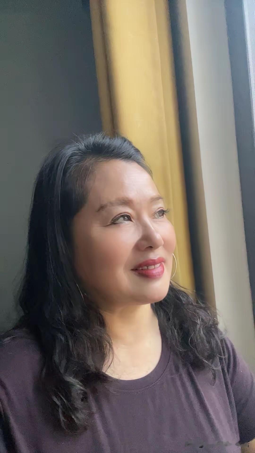 女人嫁得好不如自己好
女人自己好不如嫁得好
这两句话
到底哪句话才是对的呢
女人