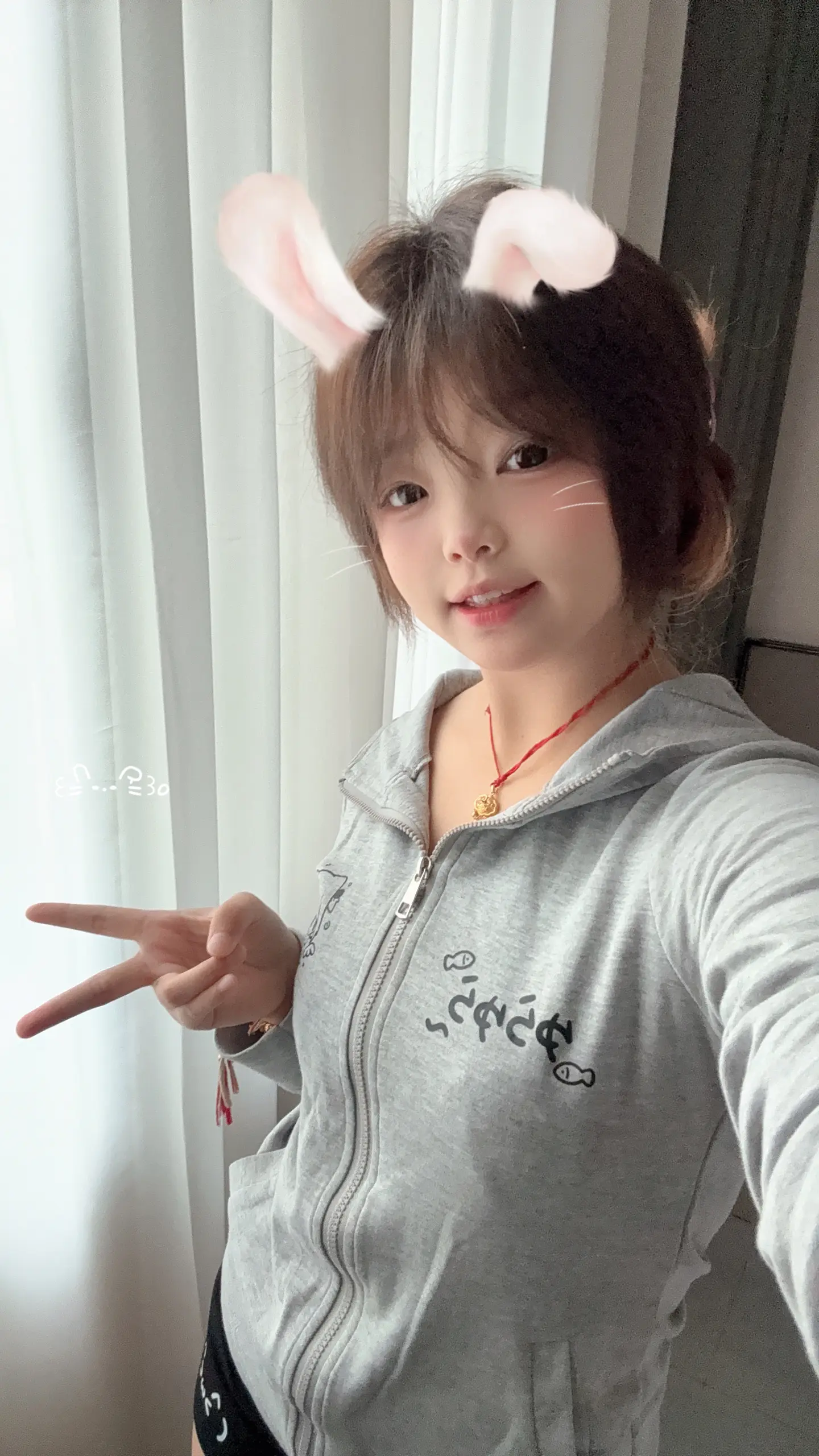 漂亮的小美到处都是，那你可以只为我着迷吗。小美的春日心动
