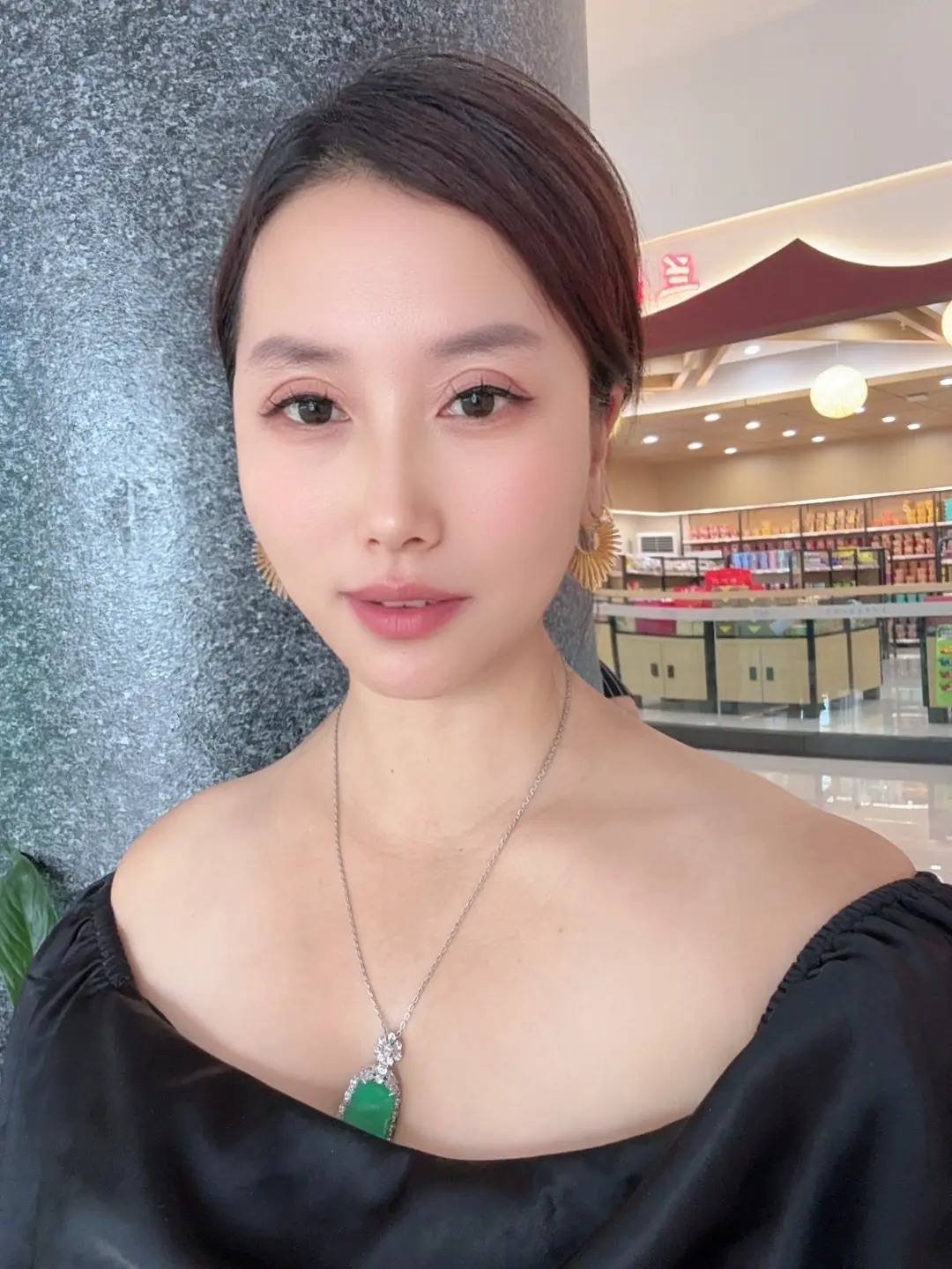 我们为什么要对别人宽容，这是自我涵养的修炼，但是为什么又要偶尔计较，这...