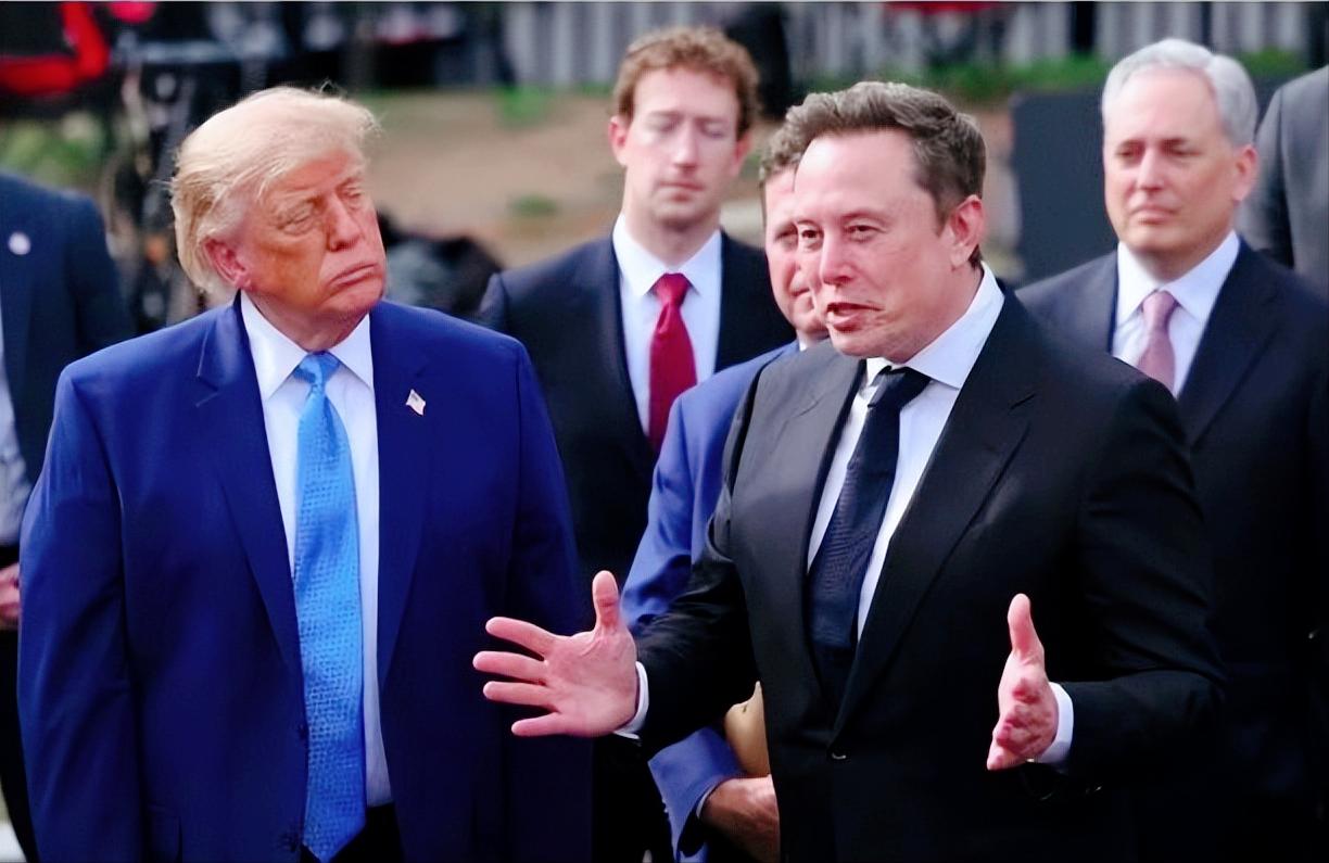 美国多家权威媒体交叉印证，马斯克亲自下令对乌克兰使用的星链设置速度上限，导致乌军