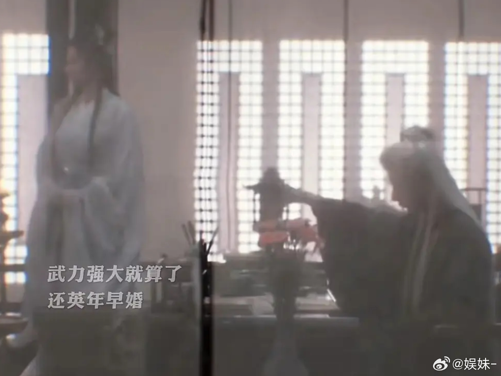 帮主大大不如宠我吧，让我跪着都行 ​​​