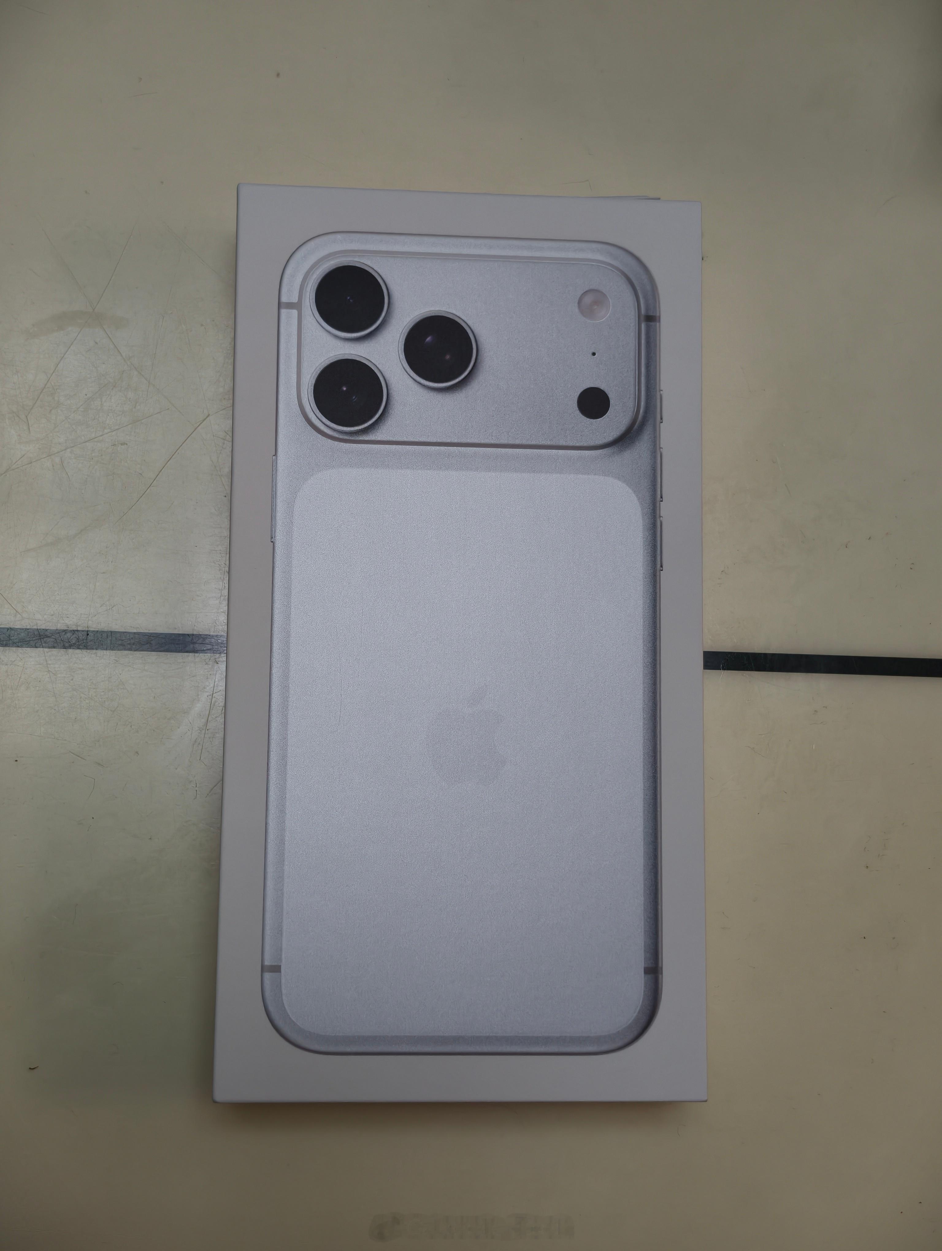 第一次用海南免税版的iPhone17ProMax有什么要注意的吗[捂嘴哭] ​​