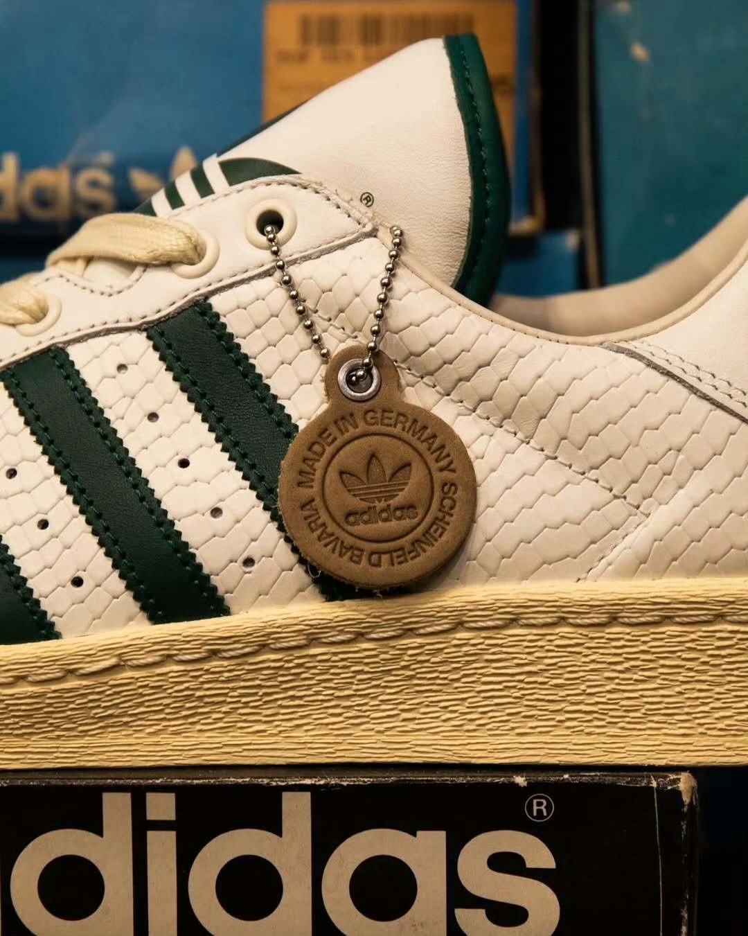adidas ULTRASTAR MADE IN GERMANY 复刻版登场，日