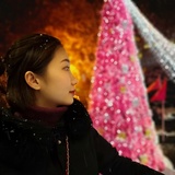 俭苗爱读美女