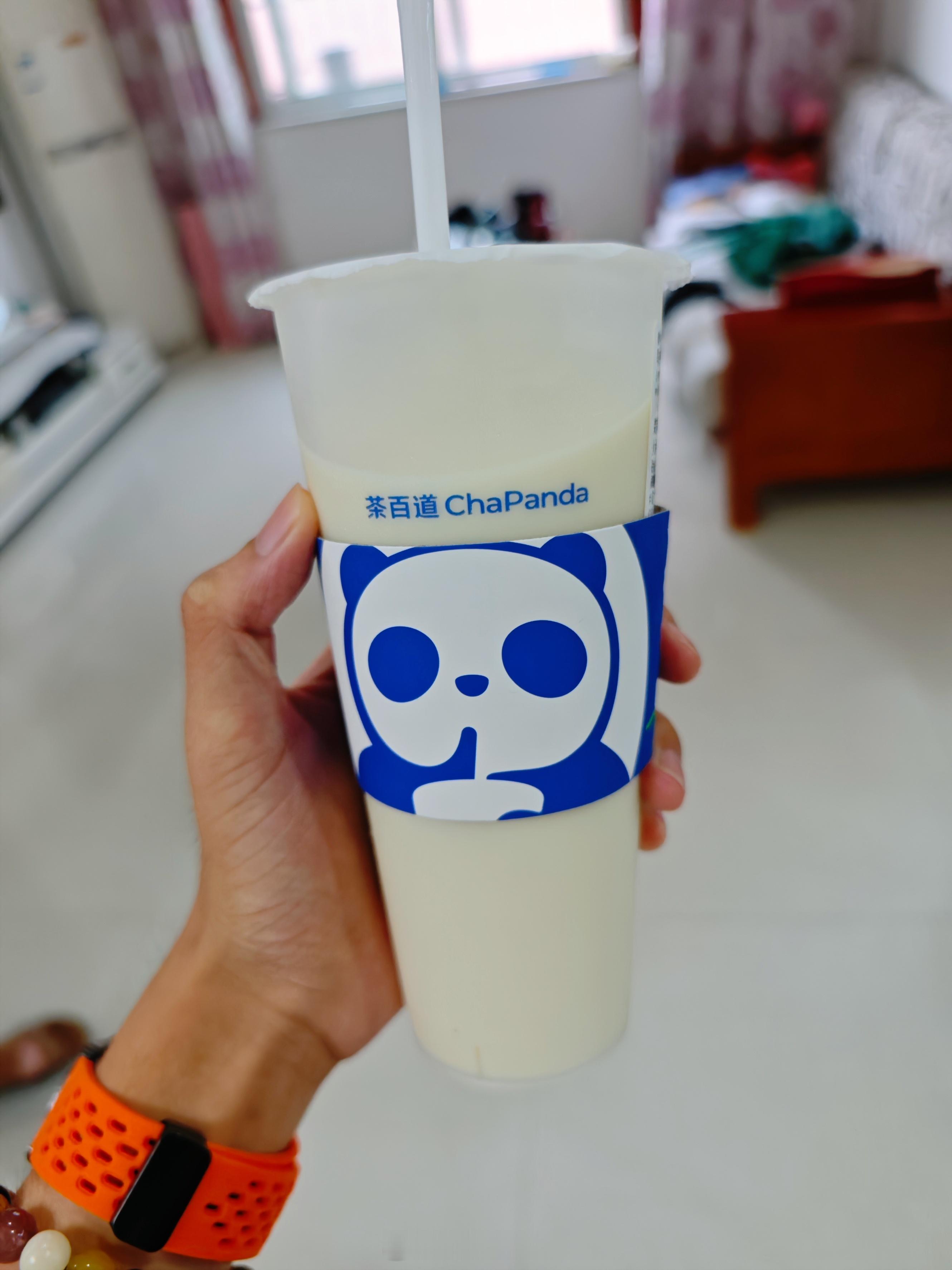 奶茶行业现在确实不景气，已经过了高溢价的风口，全靠“网红营销”了，哪个品牌能把自
