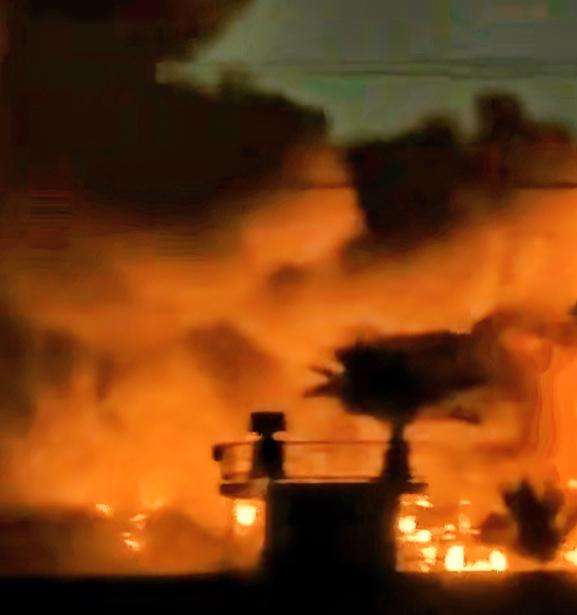 这回老美算是真被打懵了，连反击都找不到对象！
3月下旬，巴格达国际机场附近的一处