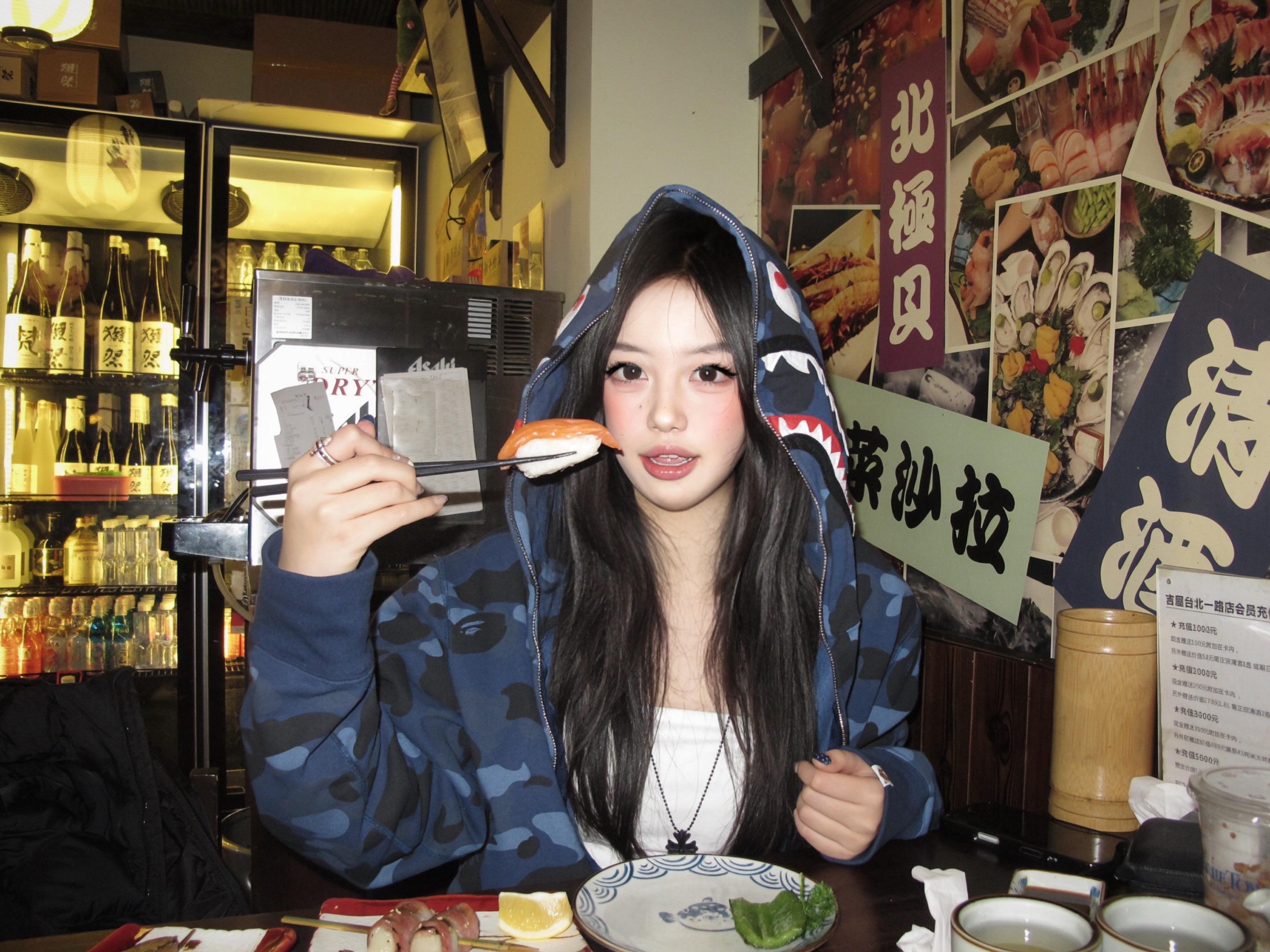 Sushi be in my blood.🍣