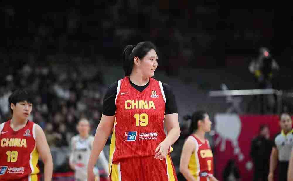 都说中国女篮重用张子宇是战术落后和时代退步！你这种脑子也真的离谱，你知道为什么小