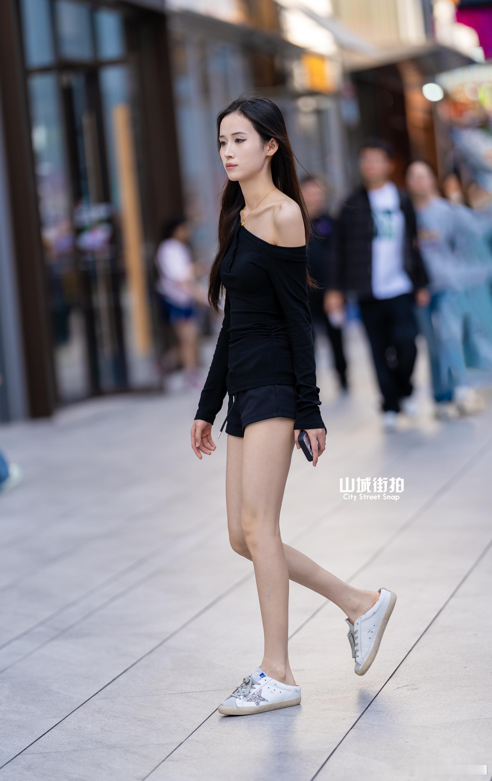 高个子小姐姐~ 