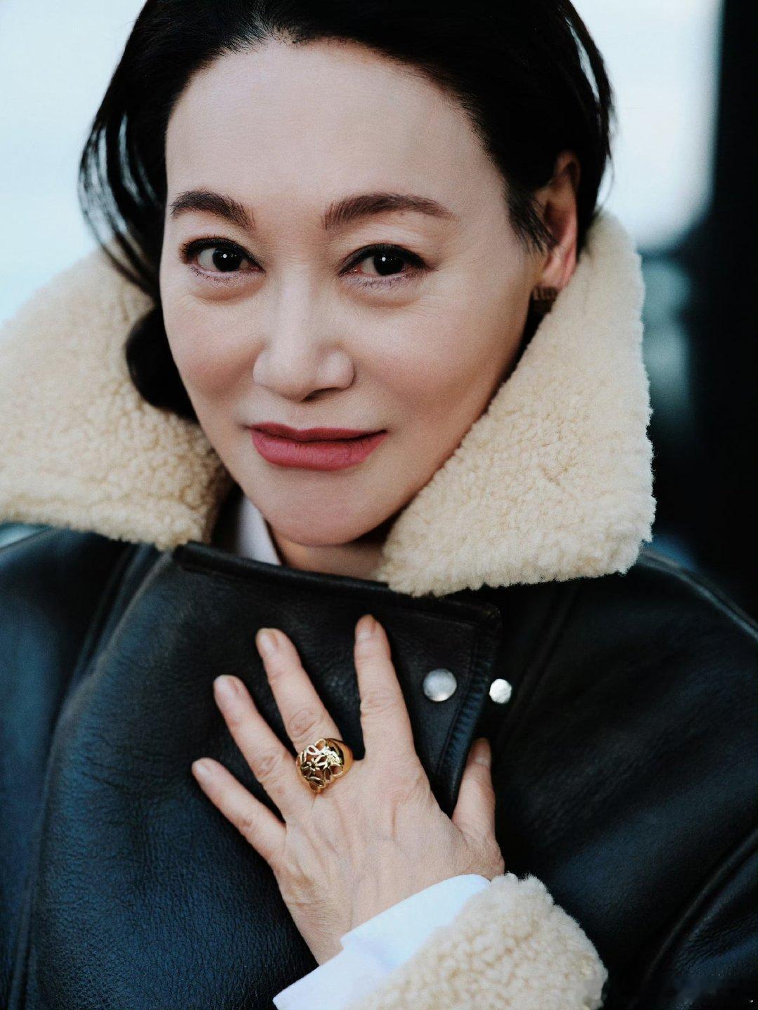 以防你不知道惠英红有多能打惠英红才是真打女天花板！伤痕满身的武打生涯，凭《长辈》