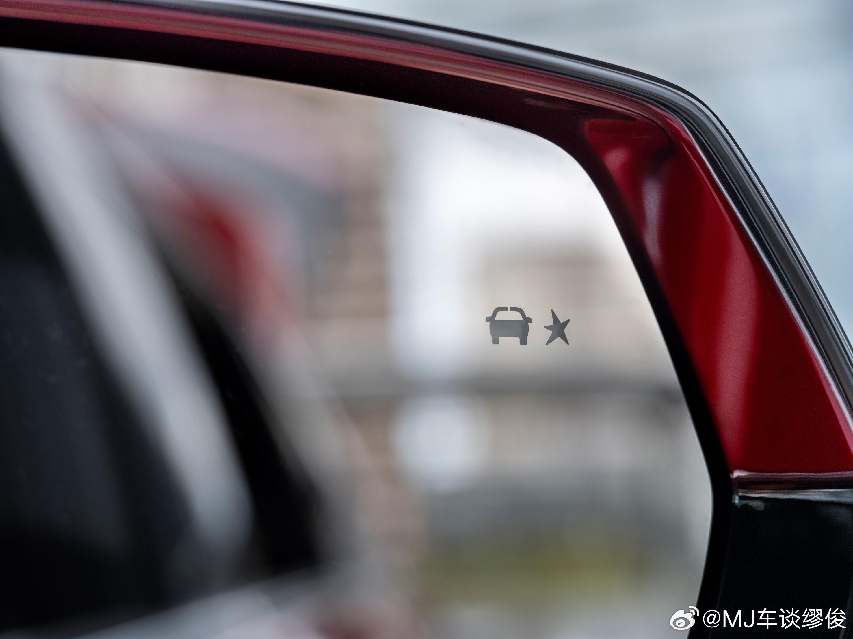 凯迪拉克XT4智驭尊贵型焕新上市，全款一口价15.99万起～ 