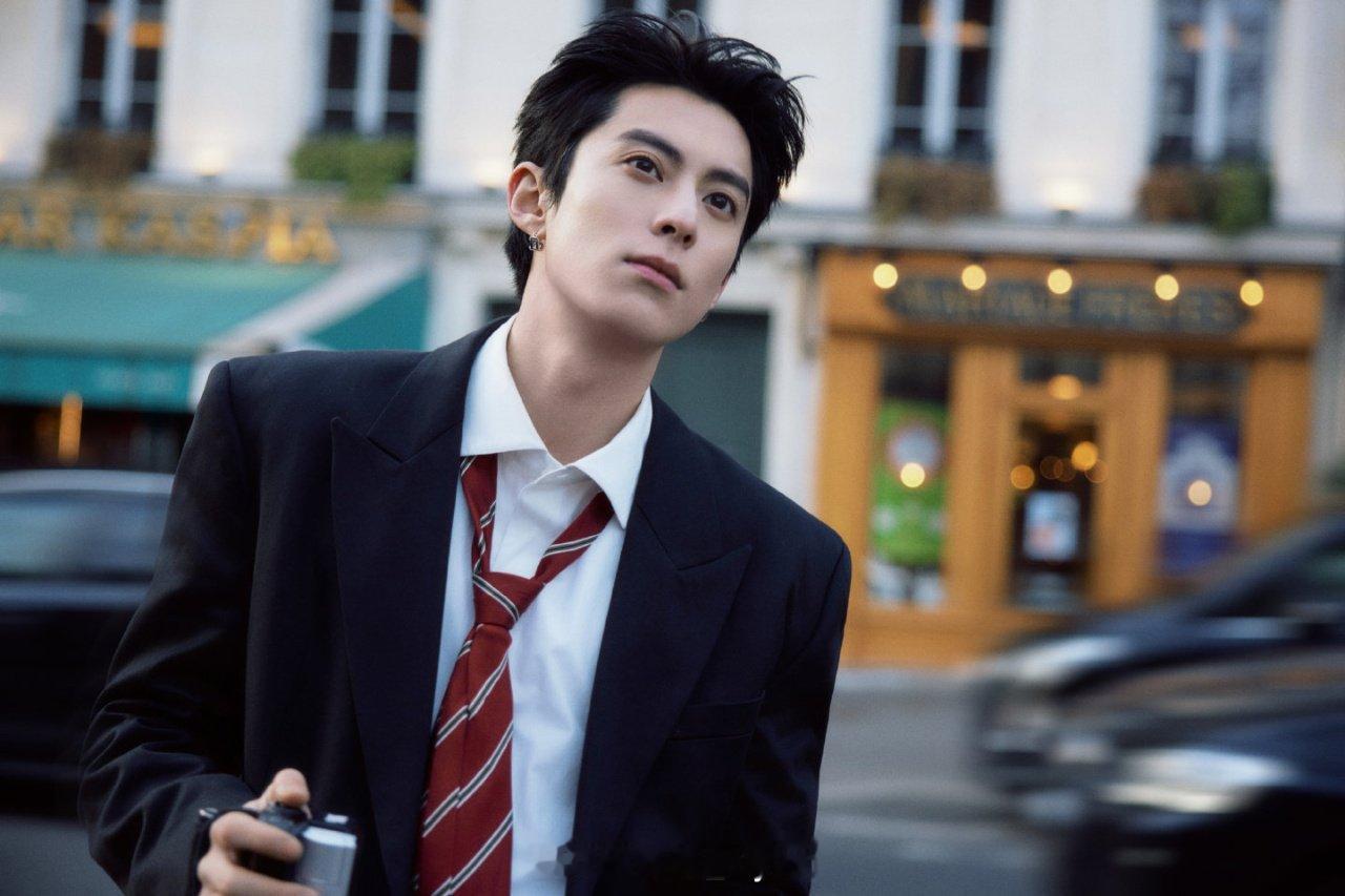 咸鱼飞升祝王鹤棣出道八周年快乐咸鱼飞升庆祝王鹤棣出道八周年 ！ ​咸鱼飞升祝王鹤