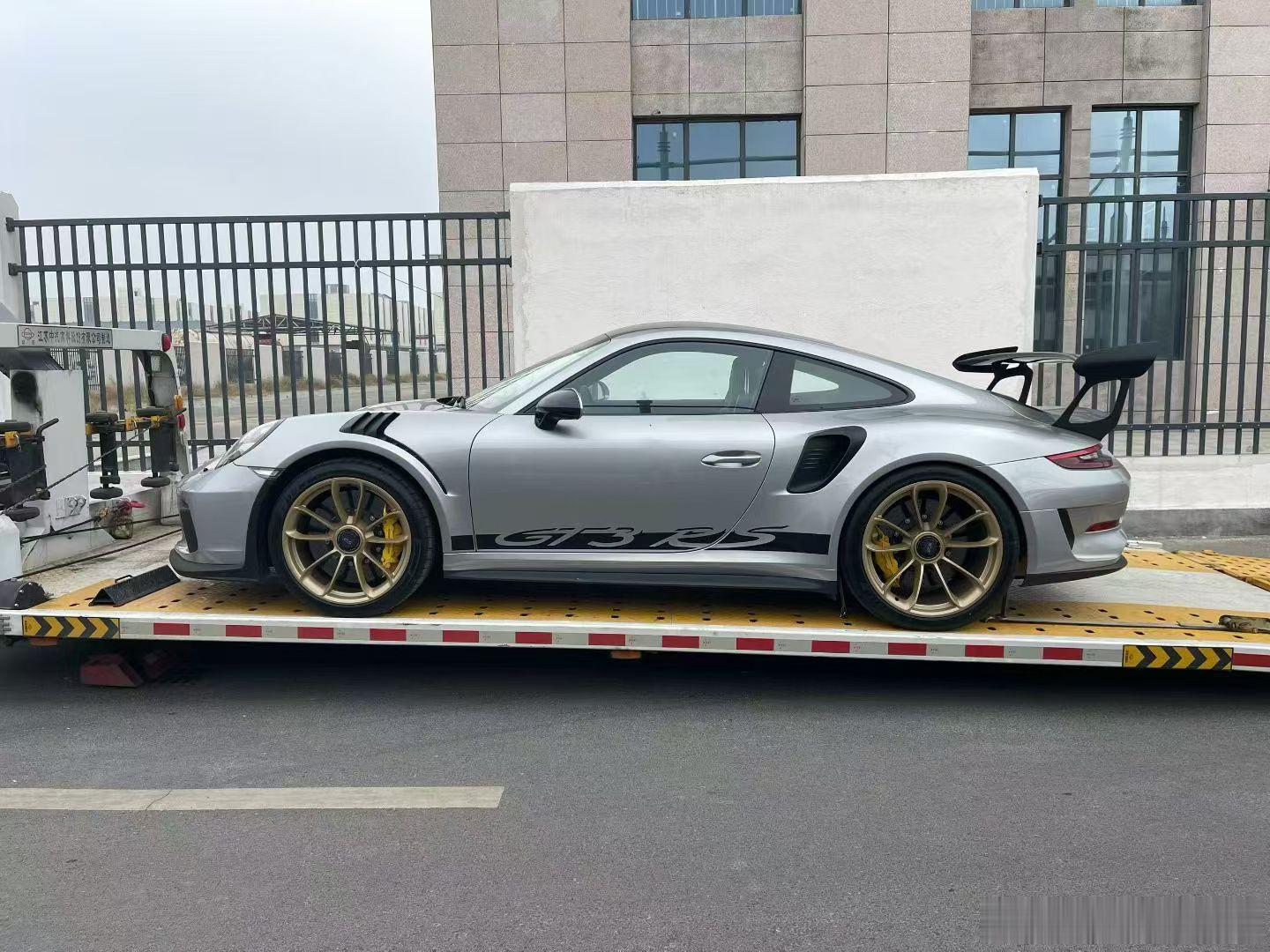 保时捷991.2 GT3 RS，GT银，2019年上牌，9500公里，魏斯阿赫套