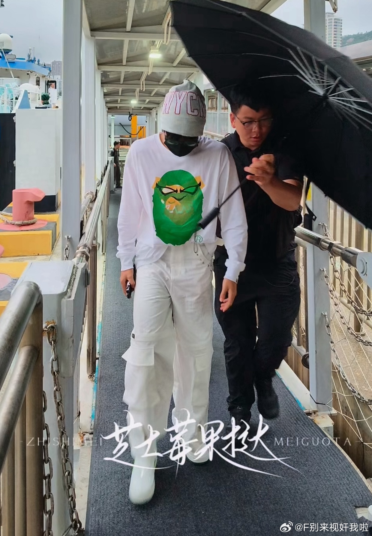 我父这衣服我其实觉得很恶魔 