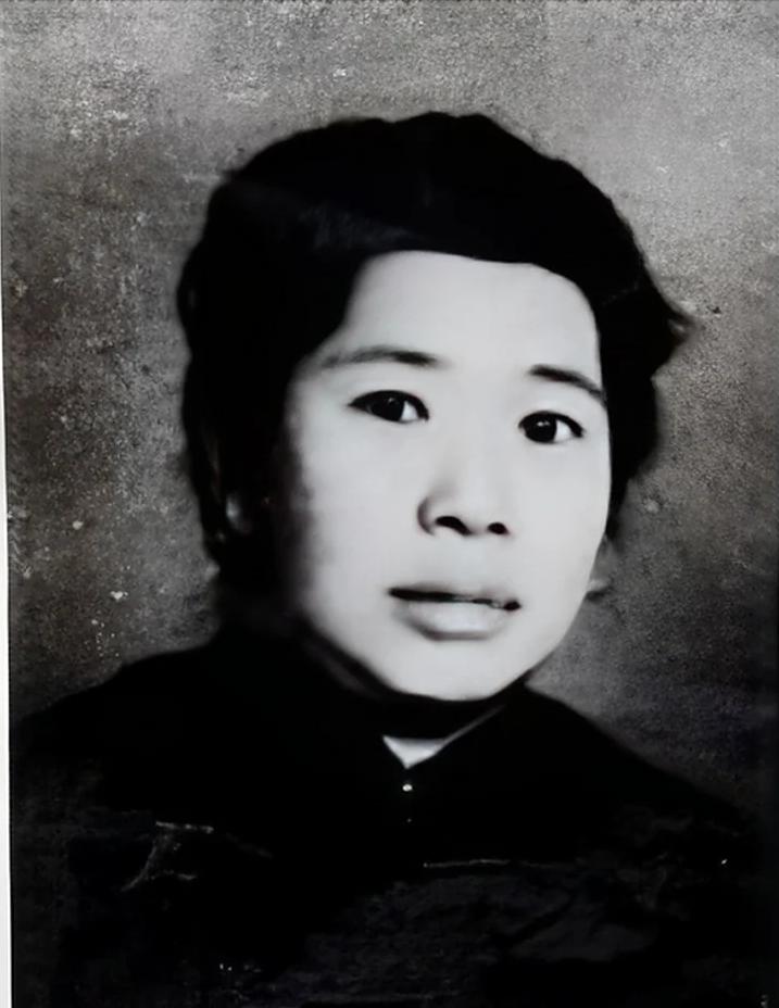 [中国赞]1939年，东北一女地下党被日军抓捕，因承受不住鬼子的酷刑，她大喊说：