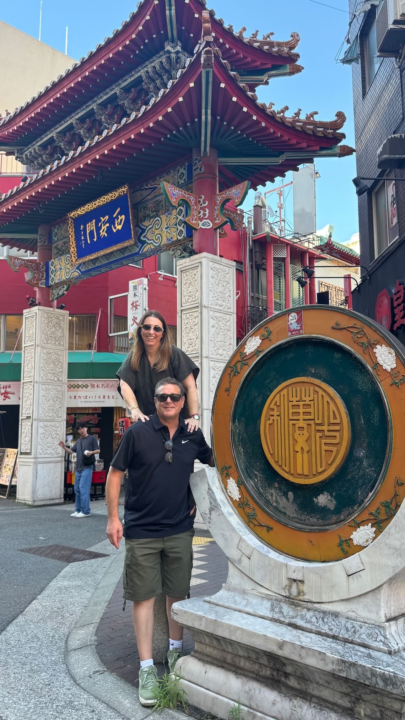 加维家人和费尔明女友也跟着去了日本神户旅旅游。🇯🇵✈️巴萨热点现场巴萨日本行