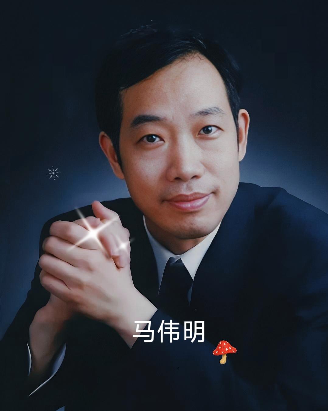 钱学森是中国导弹之父，
 宋文骢是中国歼击机之父，
现在有一个人能与他们媲美，