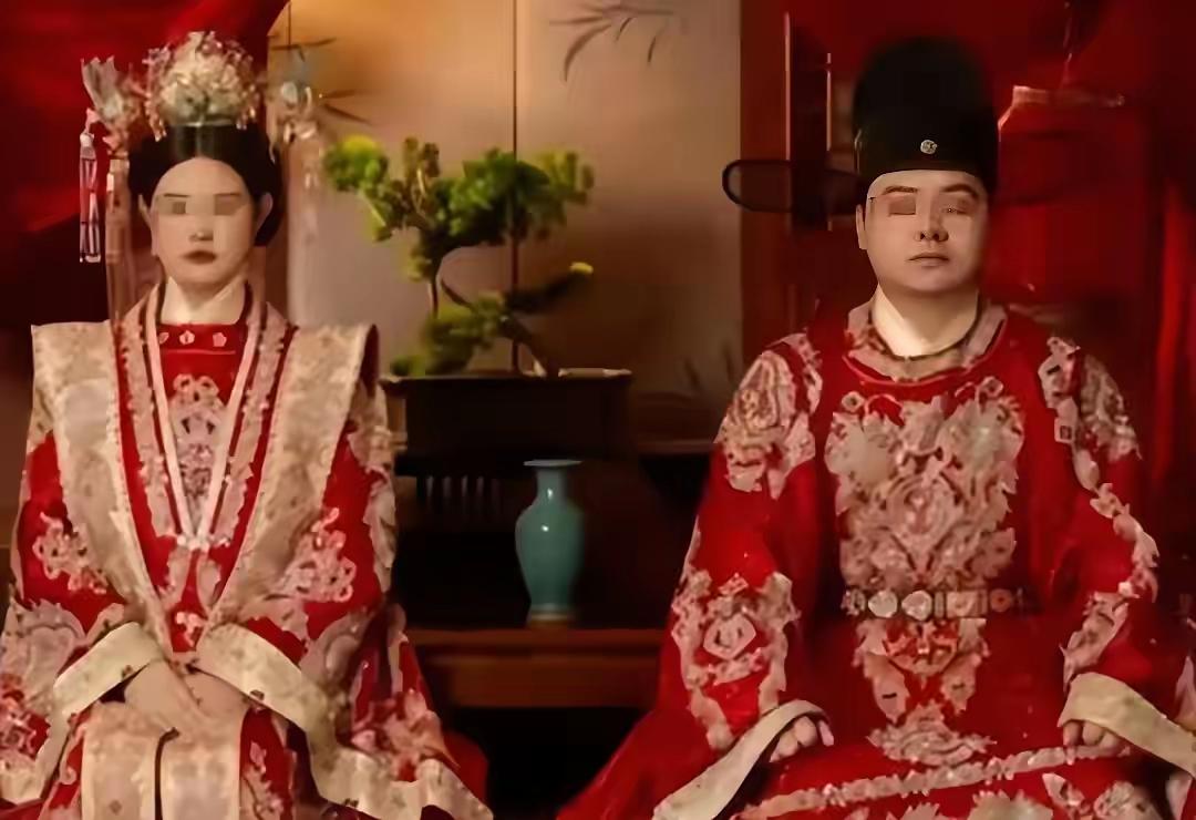 这个跳楼的教师这都是现代社会了，居然还有人逼婚？

我在这里要讲一句话，请当地的