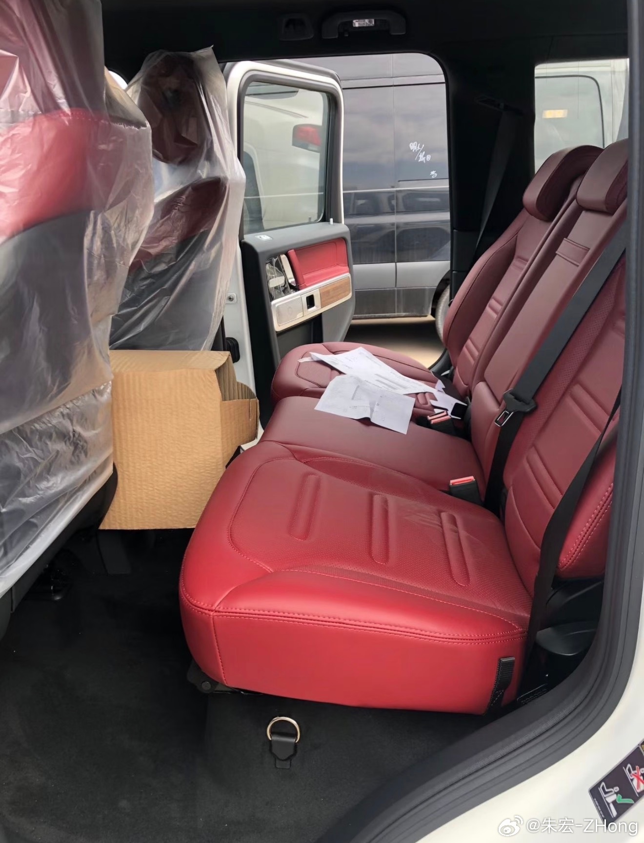 G450d 白黑 153万 白红155万2天时间就涨了3万 原来我做过很多G45