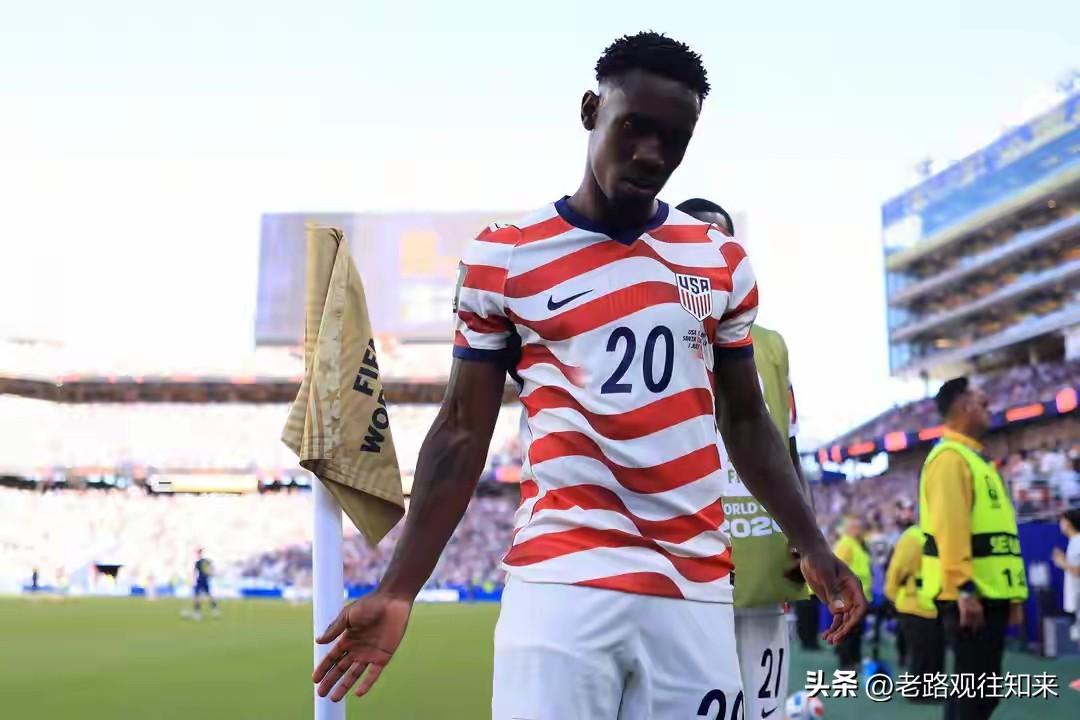 美国队员群炸锅：“谁P的假图？”FIFA一纸特赦，让世界杯铁律成了笑话

世界杯