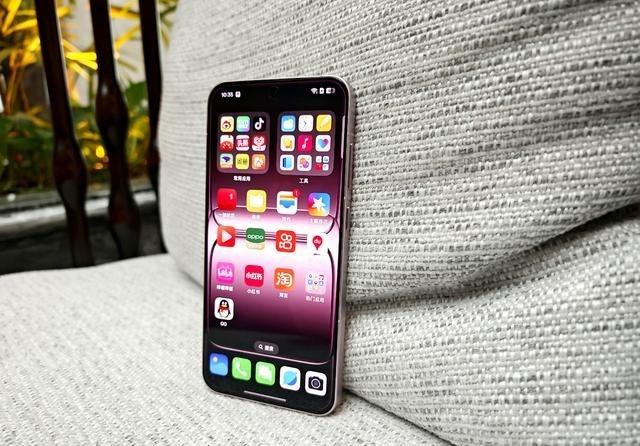 一加Ace3 Pro配置回看：24GB＋1TB背后的产品逻辑。手机圈的“军备竞赛