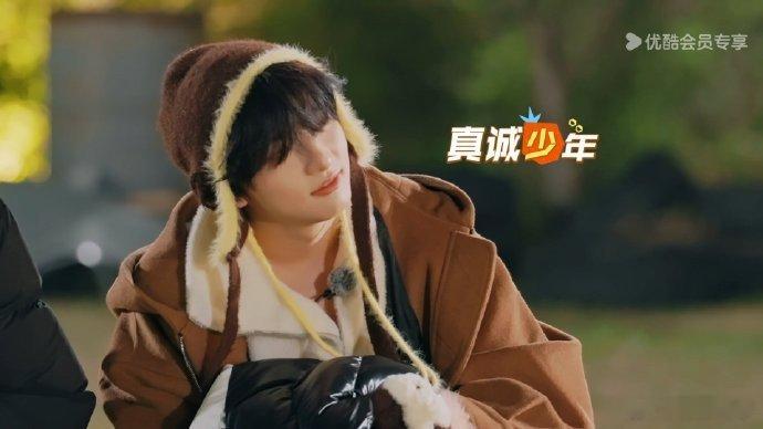 付航说穆祉丞从来不会伪装周五晚高疯穆祉丞的真诚是藏不住的，从来不会伪装自己的真实