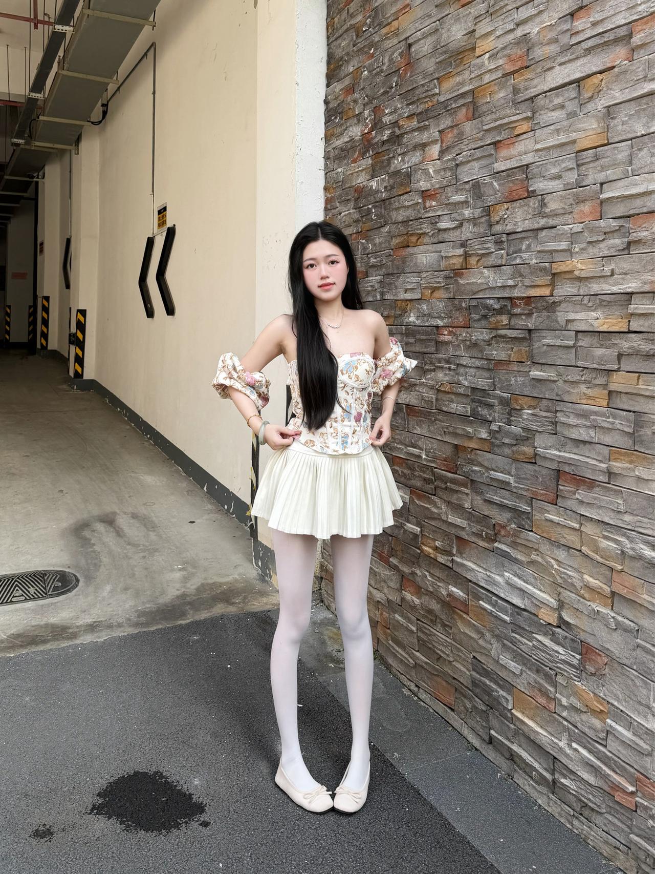 什么样的穿搭可以让人显得很有气质