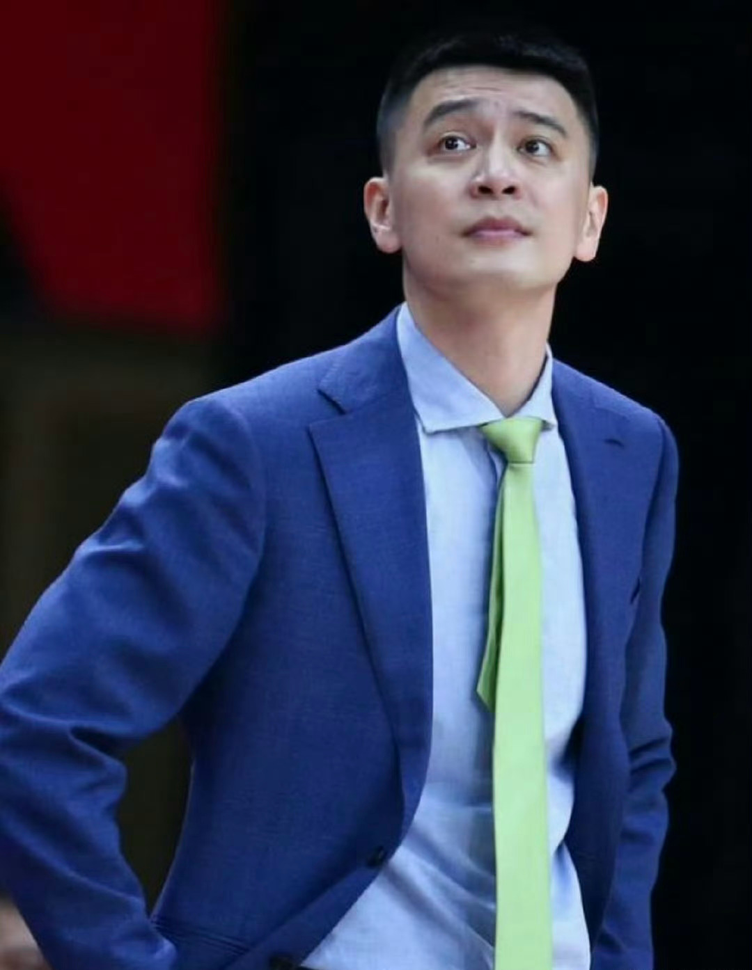 杨鸣 辞职其实杨鸣这事赛季开始前就有消息了，只不过原计划没这么快 下一位辽篮正式