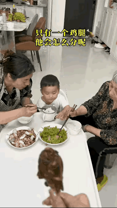 #人活一辈子，金钱，健康，哪个重要#人在有钱的基础上，可以说是人的身体健康是最重