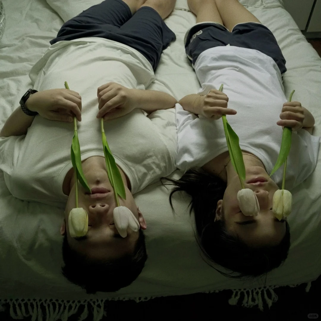 细碎的 缠绵的 生活。”