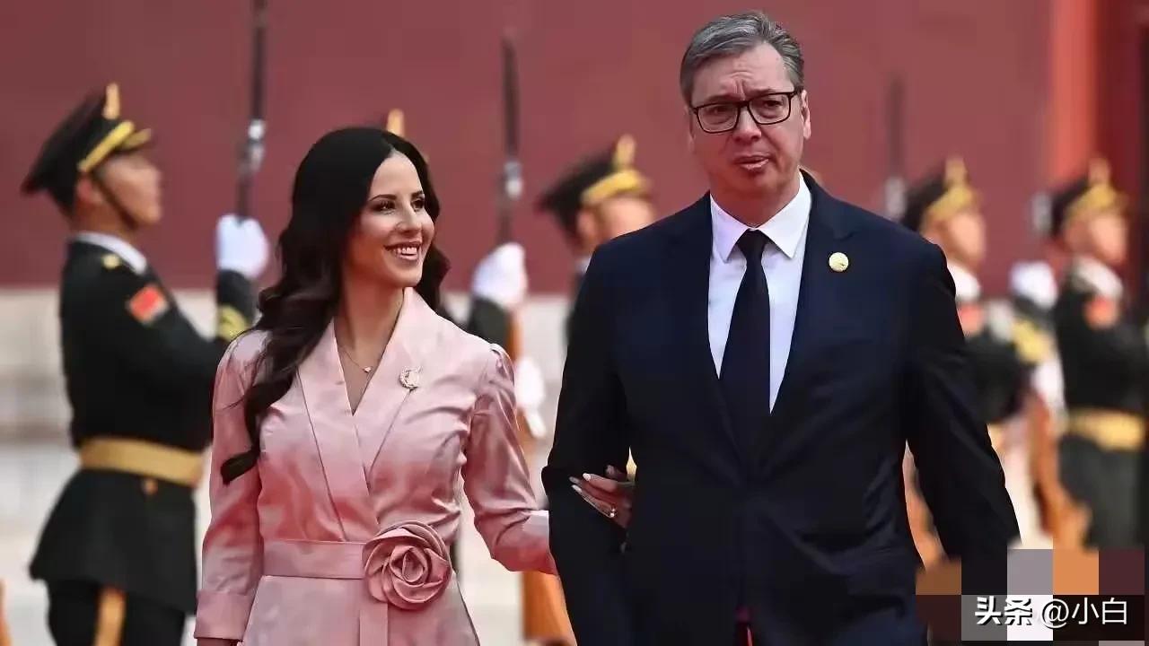 武契奇突然发出警告：三国要对塞尔维亚动手！
​他不是怕，是忍到了极限。
​一个不