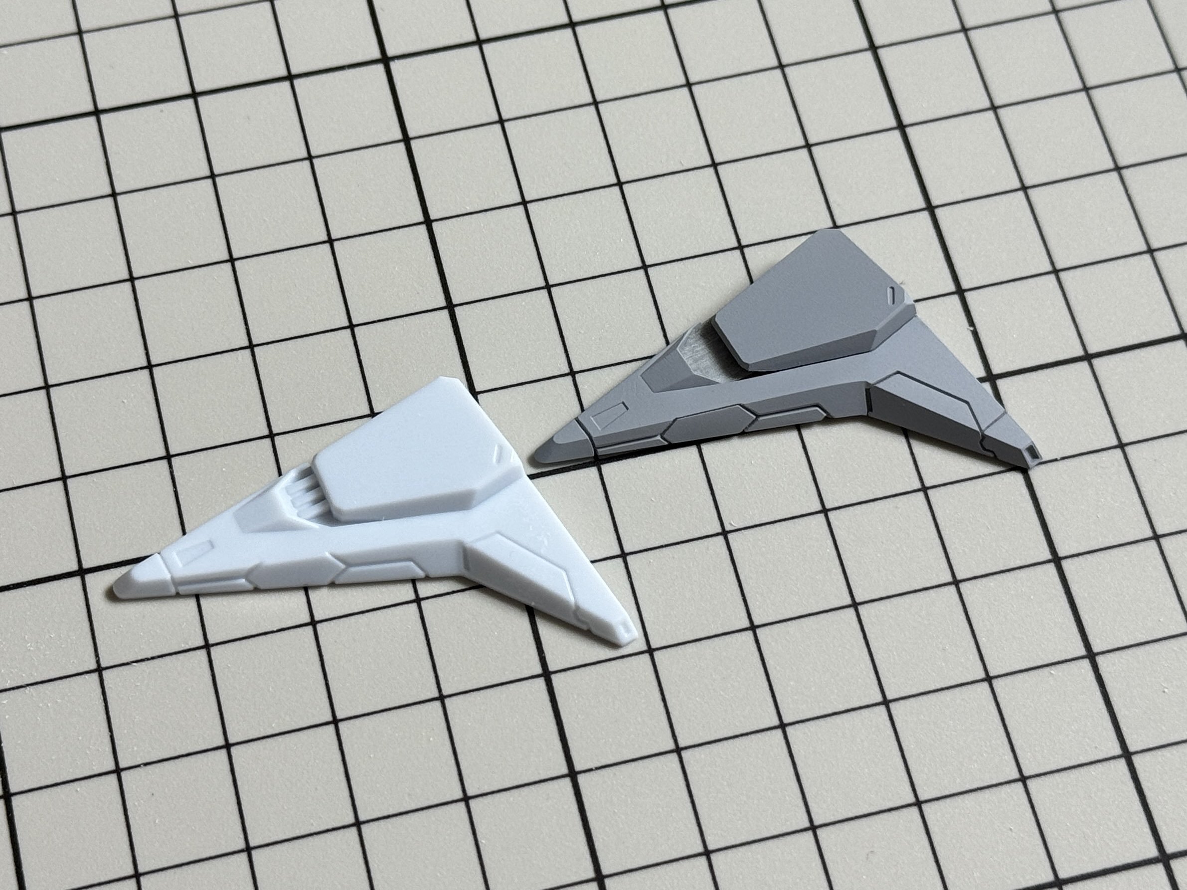 SSR的HGUC柯西高达制作进度，用翻模树脂复制了装甲内侧的细节，结合胶板也有不