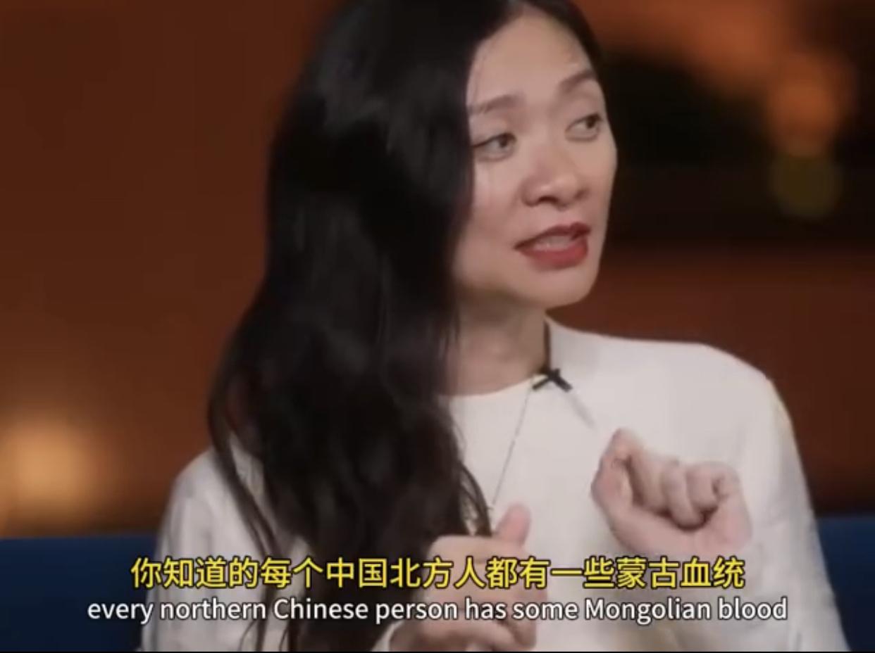 在美国的华人女导演赵婷在美国节目上谈她自己的人生感悟时竟然胡说八道称，“你知道的