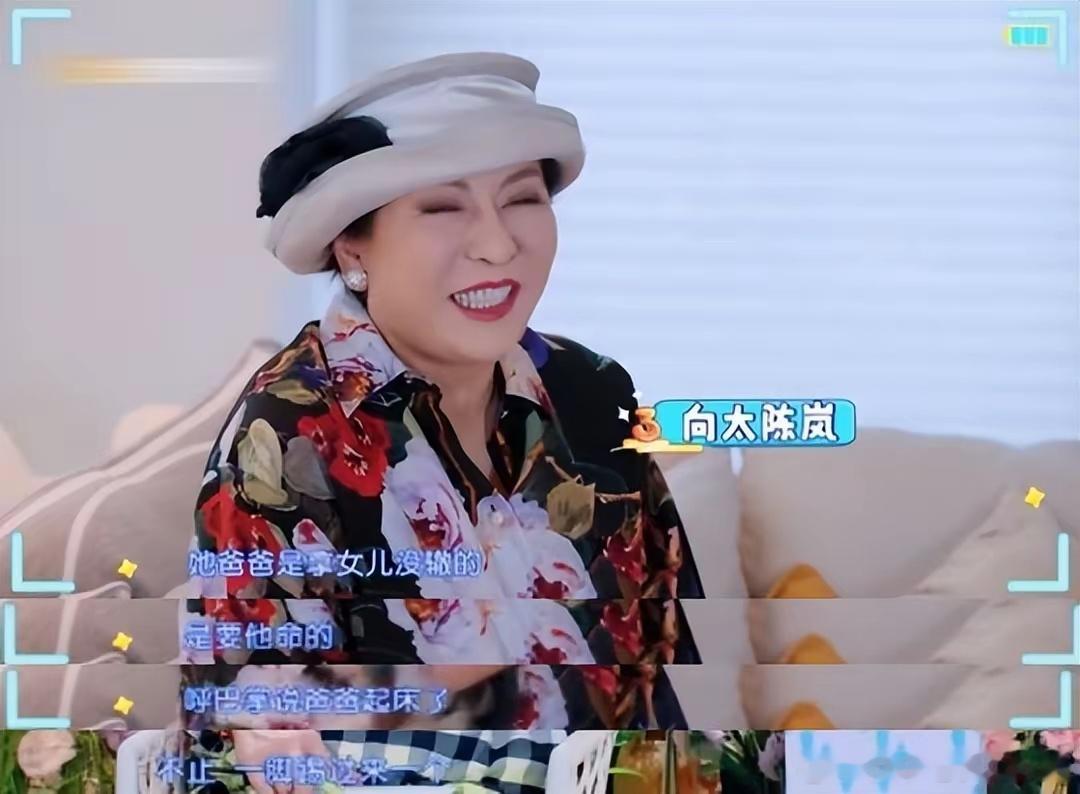 #向太曝郭碧婷家庭地位##向太接受孩子随母姓#向太说向佐还有孩子们都听郭碧婷的，