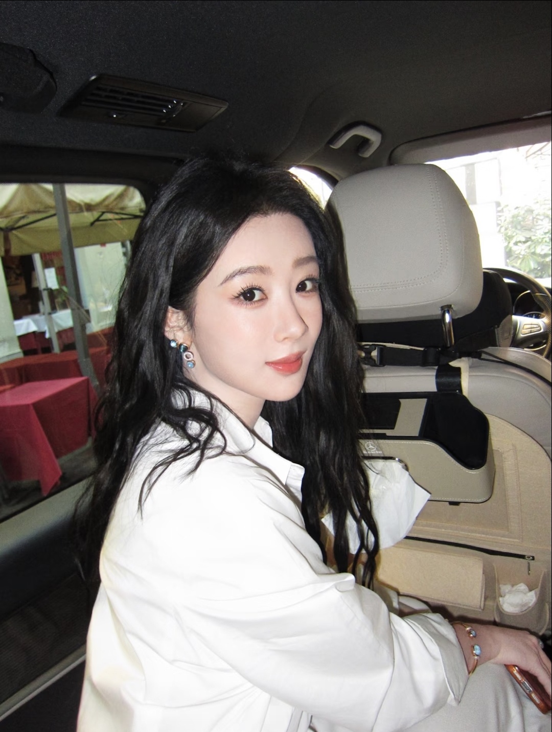 杨紫杨紫玉兰花开君再来  yz杨紫董竹君 你只要看着前面的路尽管努力就好身后的一