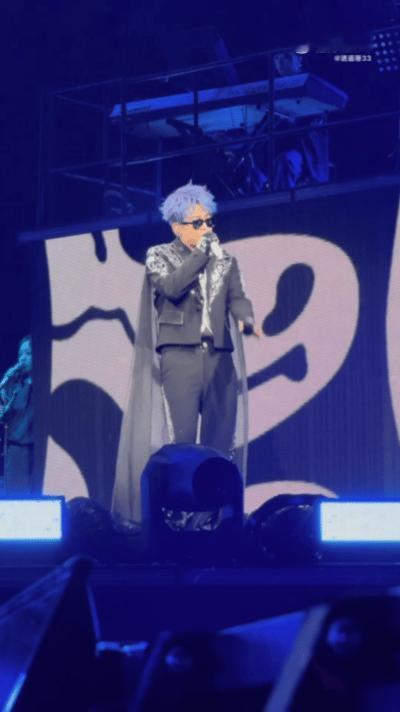 也没人告诉我苏醒这么会扭啊 平时总是淡定“被迫营业”的苏醒，到了Nothing 