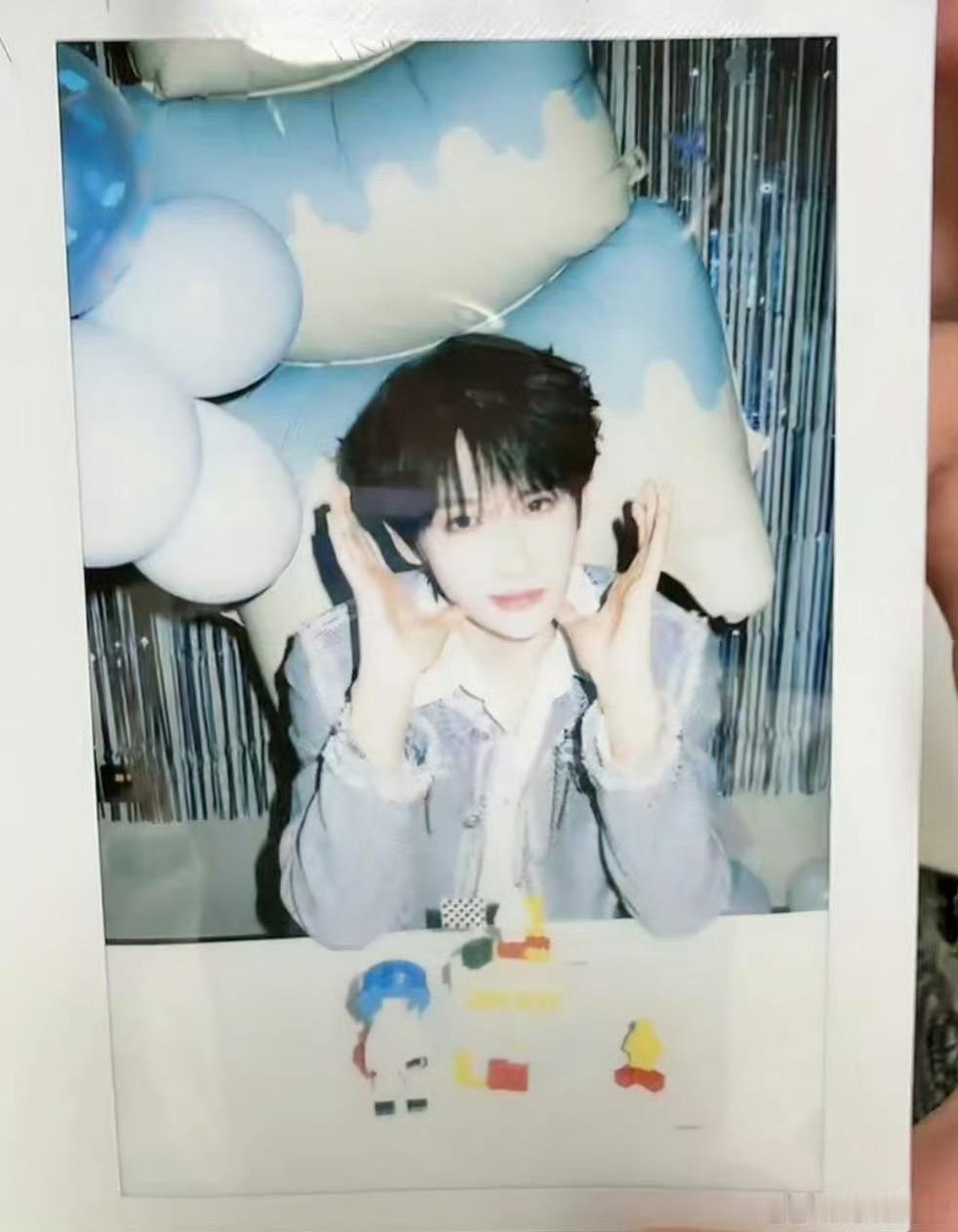 余宇涵要带着全新单曲来啦！得知他在准备新歌的消息，已经开始循环他的旧歌等待，期待