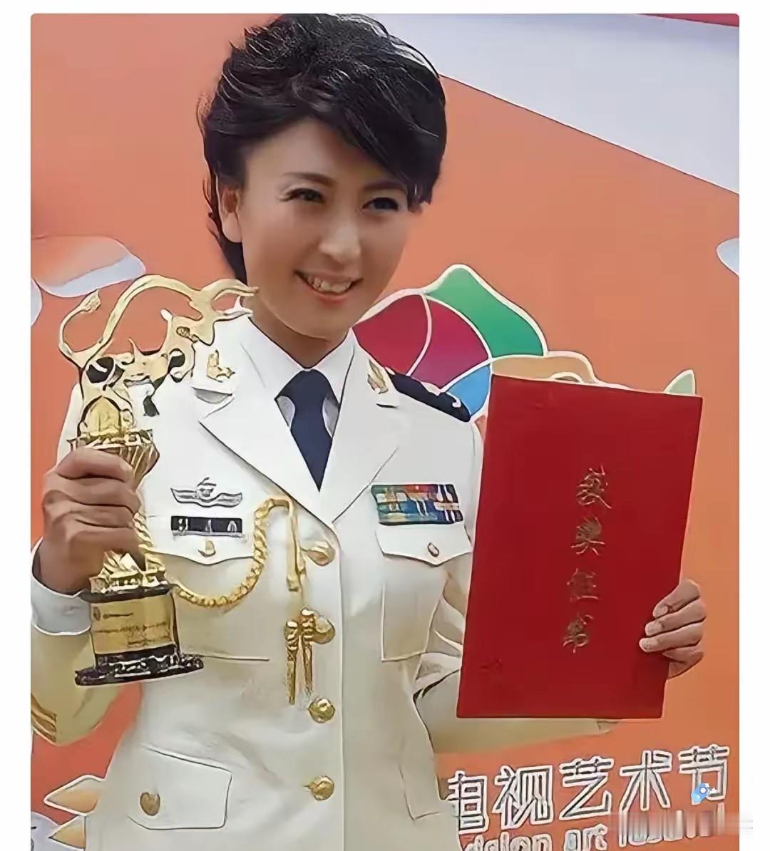 真是越想越气！
一线军人风里雨里守家国，半辈子摸爬滚打可能都评不上校级军衔；有些