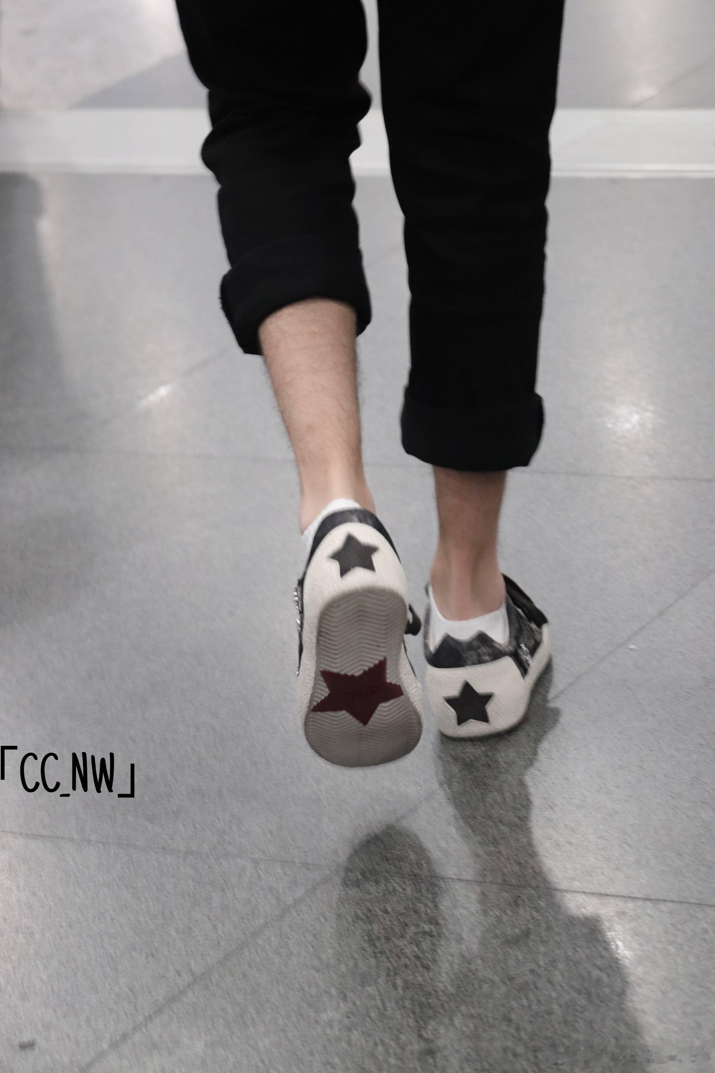 乌鸦小姐与蜥蜴先生 缺阅读，看到的点点，谢谢～🩵💗💗💗💗💗💗💗?